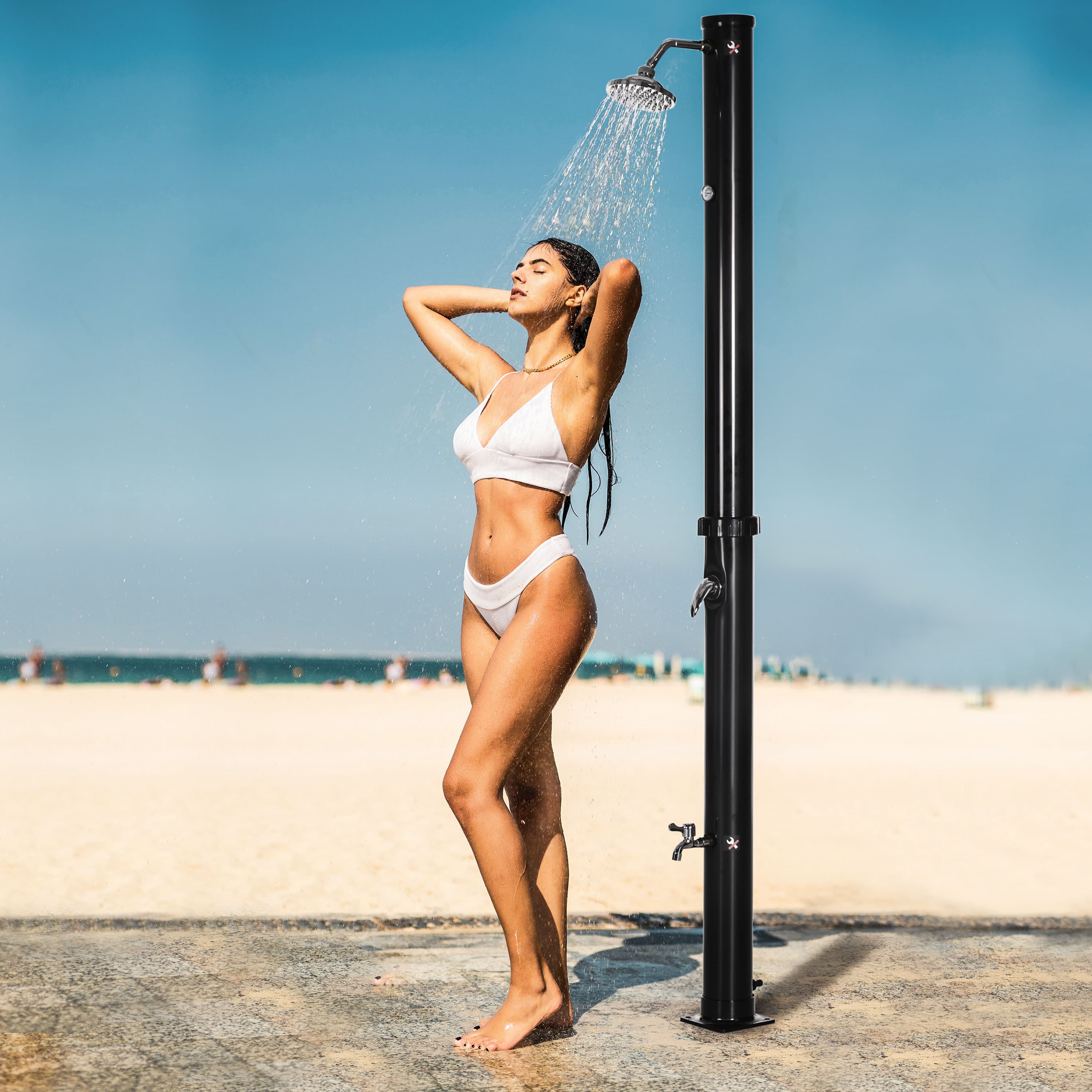 Outsunny Solar Heated Outdoor Shower 7.3FT 5.3 Gallon with Shower Head Foot Rinse Temperature Display Black | Aosom Canada