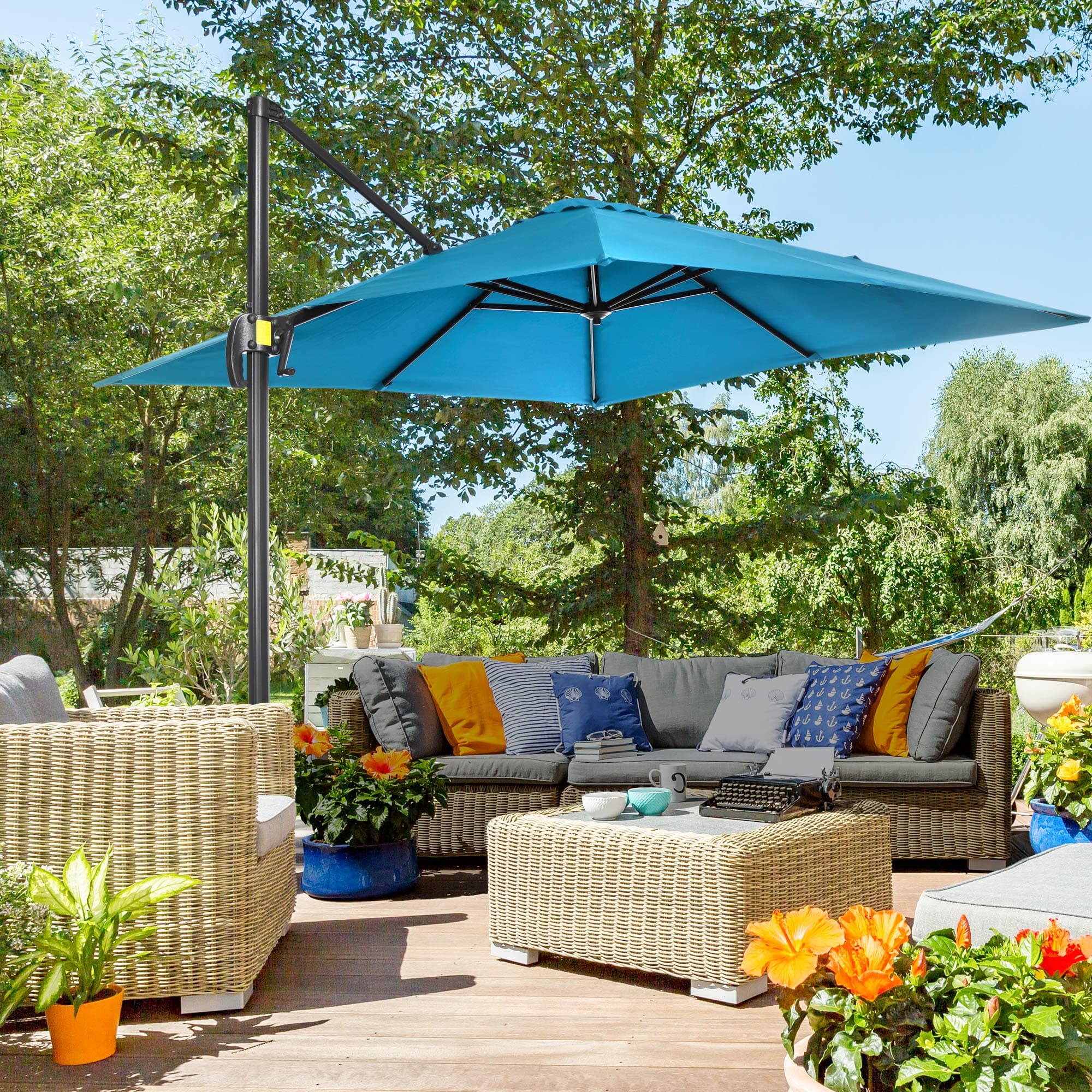 Outsunny 8' x 8' Square Patio Hanging Offset Umbrella with 360° Rotation, Aluminum Outdoor Cantilever Market Parasol, Turquoise | Aosom Canada