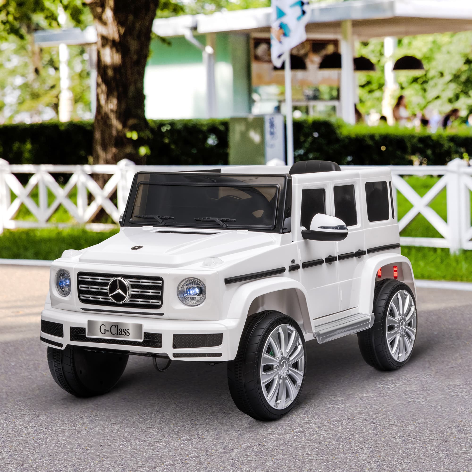 Aosom Mercedes Benz G500 Licensed 12V Kids Ride on Car with Remote Control, Music, Lights, MP3 for 37-96 months, White | Aosom Canada