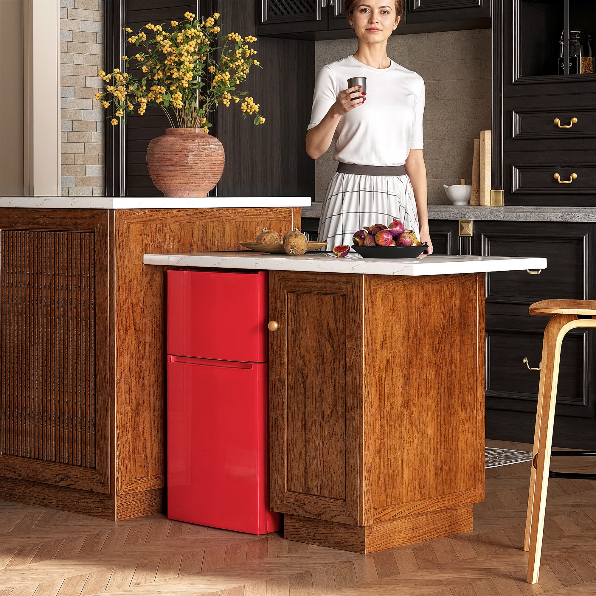 HOMCOM 3.2 Cu Ft Compact Refrigerator, Mini Fridge with Freezer, Adjustable Shelves and Reversible Doors for Bedroom, Red | Aosom Canada