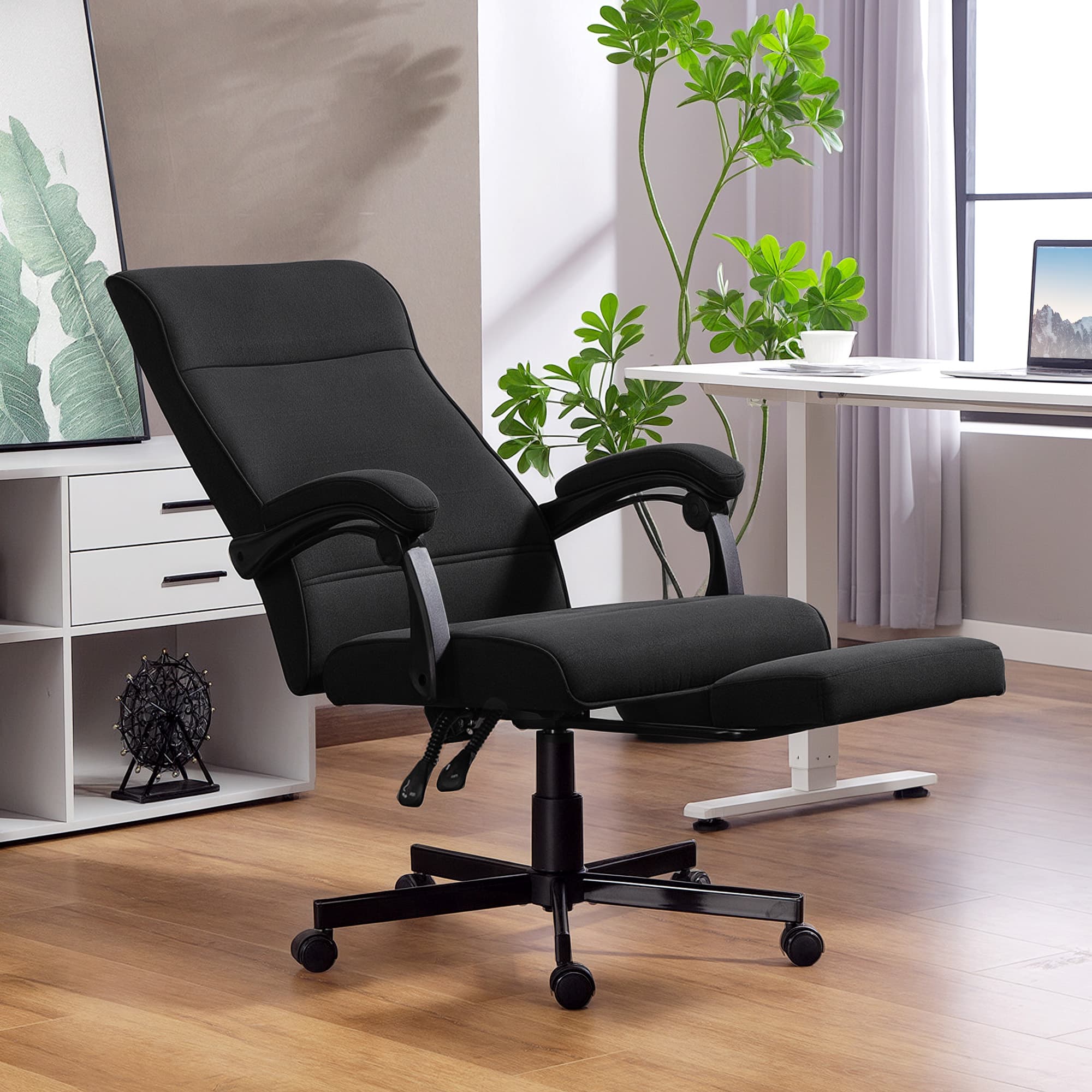 Vinsetto Office Chair, High Back Desk Chair, Swivel Recliner with Adjustable Height, Footrest and Padded Armrest, Black | Aosom Canada